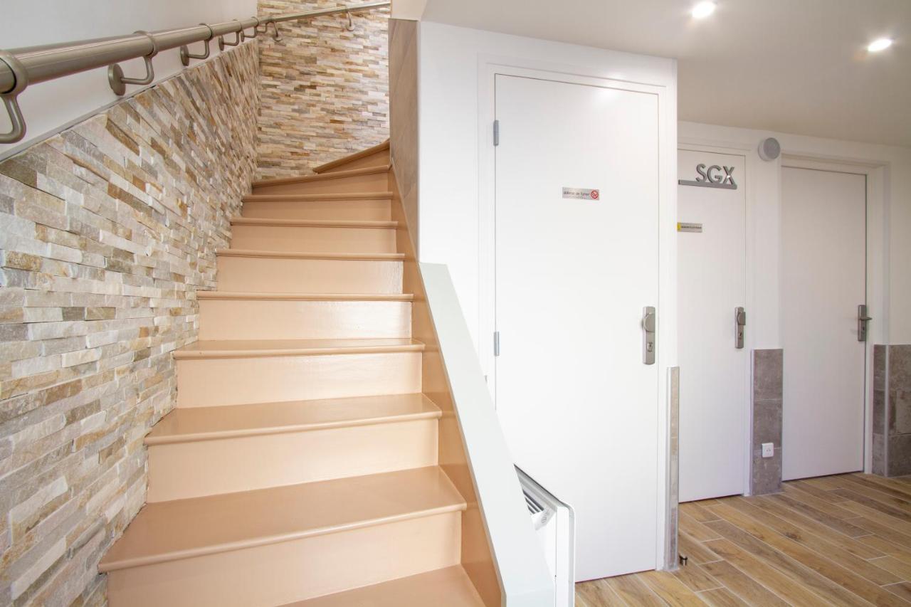 Châlons-en-Champagne Soleil D'Ete - Netflix & Wifi - Balcon - Climatisation - Parking Gratuit - Check-In 24H24 - Emplacement Velos - Goodmarning מראה חיצוני תמונה
