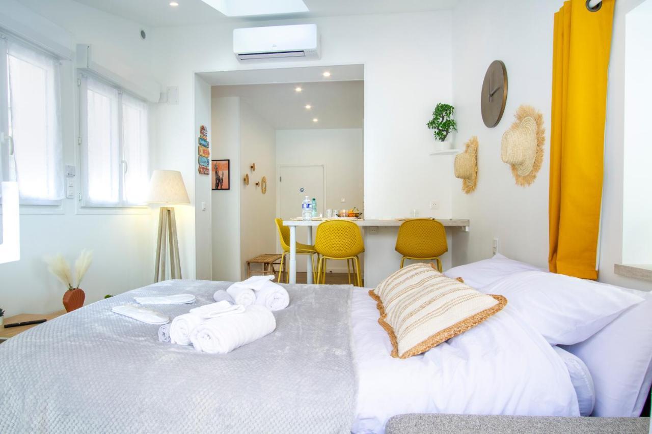 Châlons-en-Champagne Soleil D'Ete - Netflix & Wifi - Balcon - Climatisation - Parking Gratuit - Check-In 24H24 - Emplacement Velos - Goodmarning מראה חיצוני תמונה