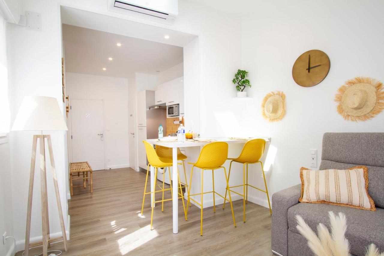 Châlons-en-Champagne Soleil D'Ete - Netflix & Wifi - Balcon - Climatisation - Parking Gratuit - Check-In 24H24 - Emplacement Velos - Goodmarning מראה חיצוני תמונה